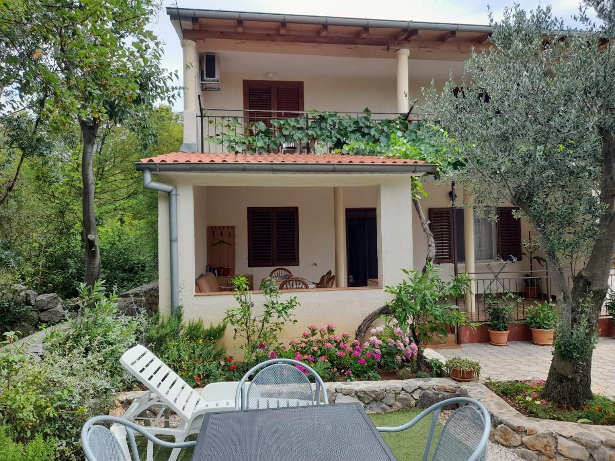 Apartmani Sekana Starigrad Exterior photo