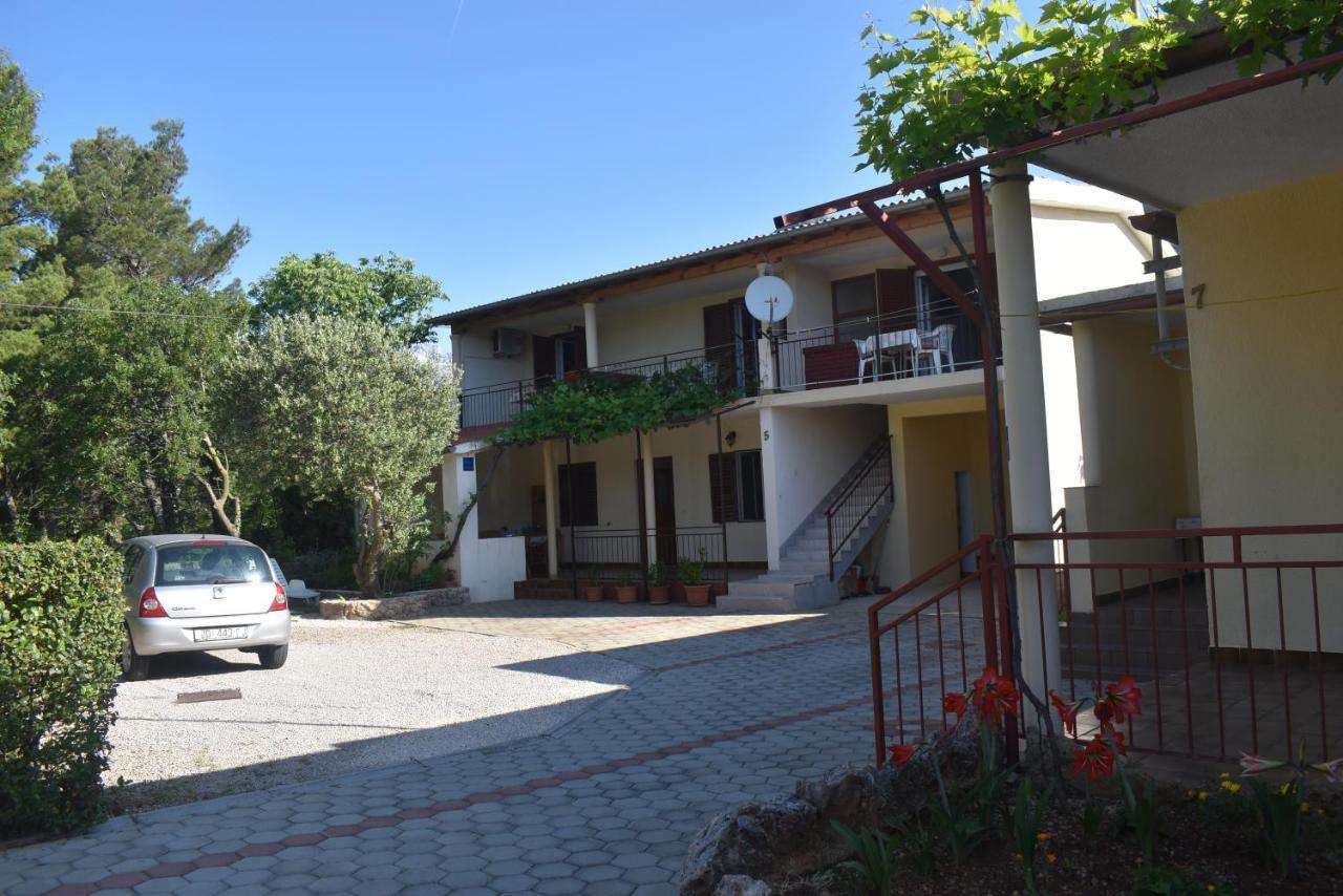 Apartmani Sekana Starigrad Exterior photo